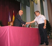 9-Entrega-diplomas-2008