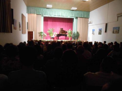 8-Festival-2013-Mary-Wu